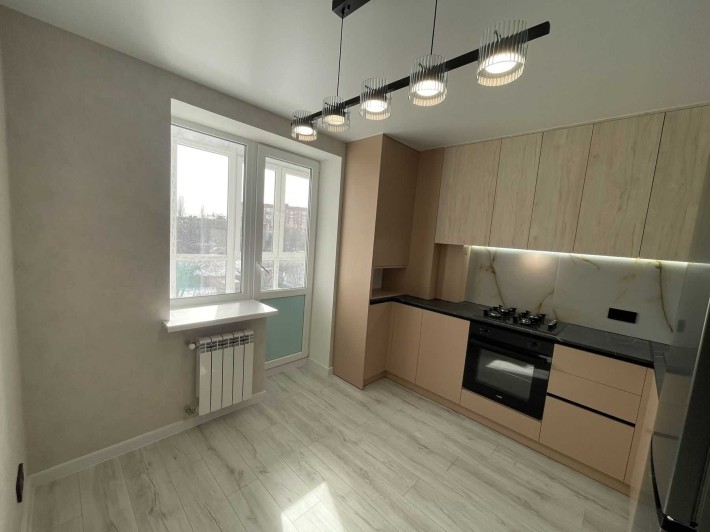 Однокімнатна квартира в новобудові. Мотель. - фото 1