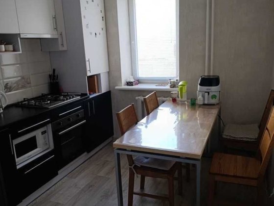 3к! квартира, зуп. Дослідна, 2/10 поверх, 67 м2, цегла, косметика