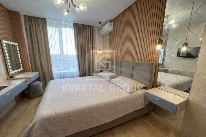 Трьохкімнатна квартира з ремонтом, МІНІМАЛЬНЕ ОФОРМЛЕННЯ - фото 1