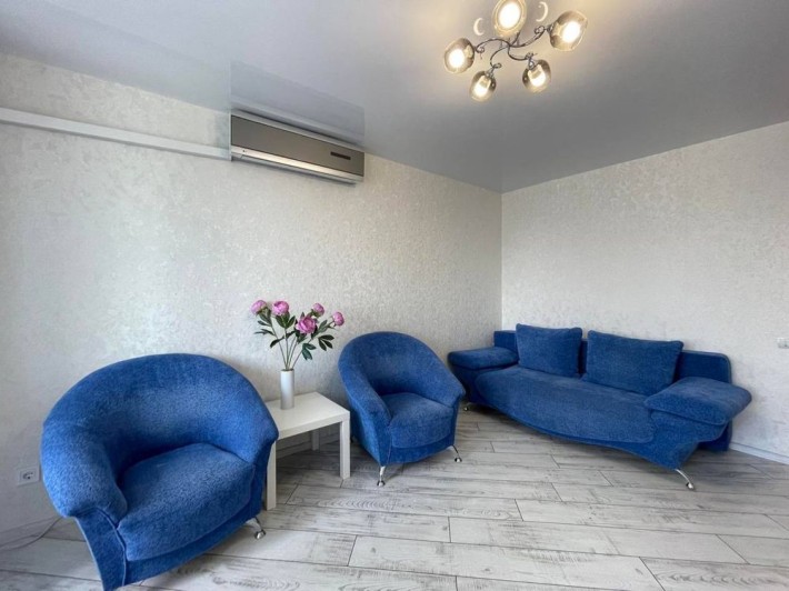 Продаж 2х кімнатноі квартири по вулиці Заливна - фото 1