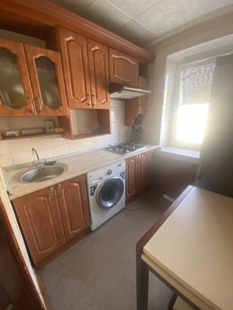 Квартира в центрі на середньому поверсі - фото 1