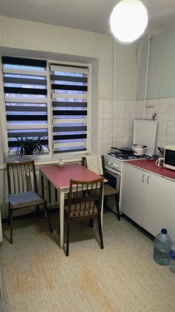 Продам 2 кімнатну квартиру Петропавлівська - фото 1
