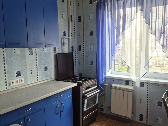 Продам 2х кімнатну Лушпи,  р-н " Атріума ". Сумы