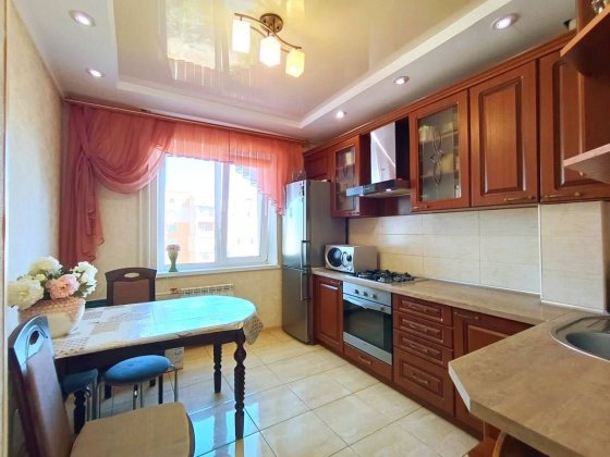 3 к квартира вул. ЗСУ Суми