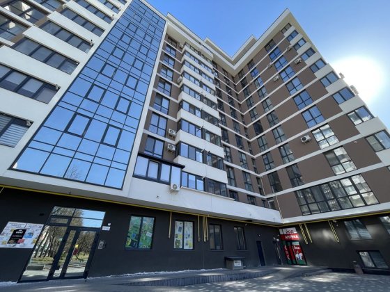 ПРОДАЖ 2 кім з кухнею-студією, вул. Миру Тернополь