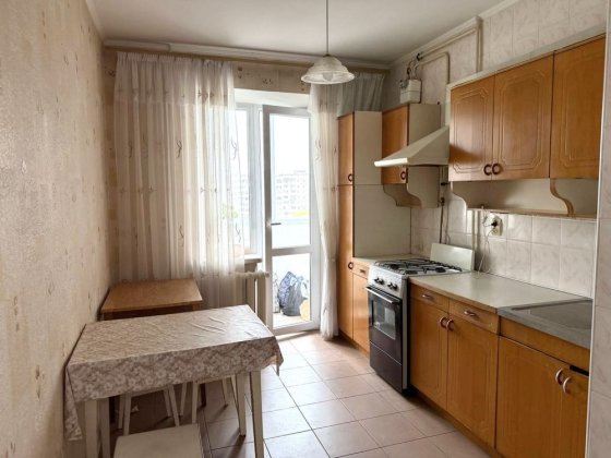3-кімнатна квартира. р-н 12 школи Ровно