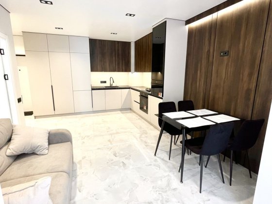 1-кімнатна квартира з меблями та технікою Рівне