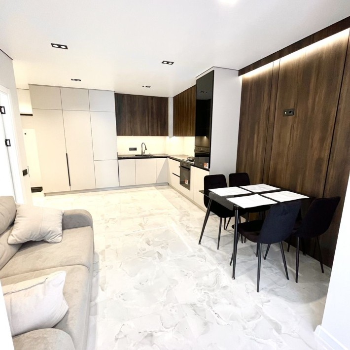 1-кімнатна квартира з меблями та технікою - фото 1