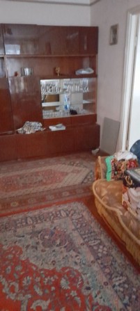 Продається двохкімнатна квартира на  вул.Дружба42м2 перший поверх - фото 1