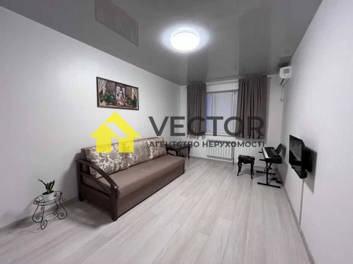 1кімнатна квартира з ремонтом у Новому ЖК. Інд опалення. Кухня 10м2 - фото 1