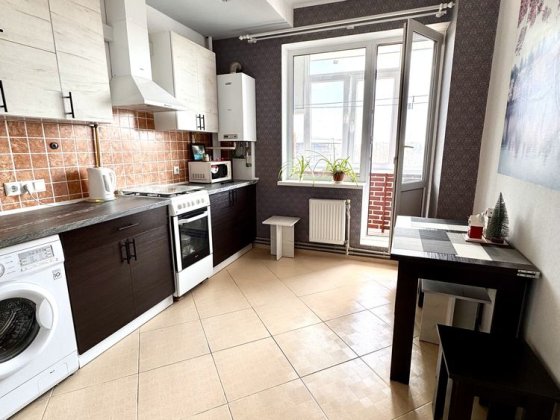 Продам квартиру в центрі  міста з а/о Суми