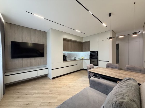 2-Кімнатна ЖК «Сімейний» вул. Квашенка 2. Сучасний ремонт, меблі, техніка. Зручний 4-й поверх Рівне