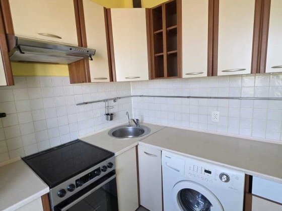 Східний 2, Незалежності України 4,  2-х кімнатна Кривий Ріг