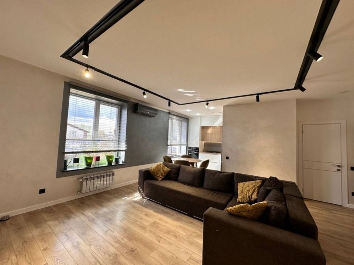 Продаж 2 кімнатної квартири в КЛУБНОМУ будинку з МАНСАРДОЮ - фото 1