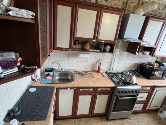 3кімн. Зупинка Уфімська, вул. Ф.Караманиця Кривой Рог