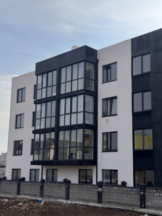 Продам квартиру з терасою - фото 1