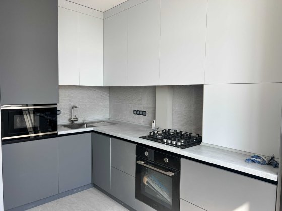 2к квартира з новим ремонтом!Ніхто не жив.Мінімальне оформлення1 Газ!