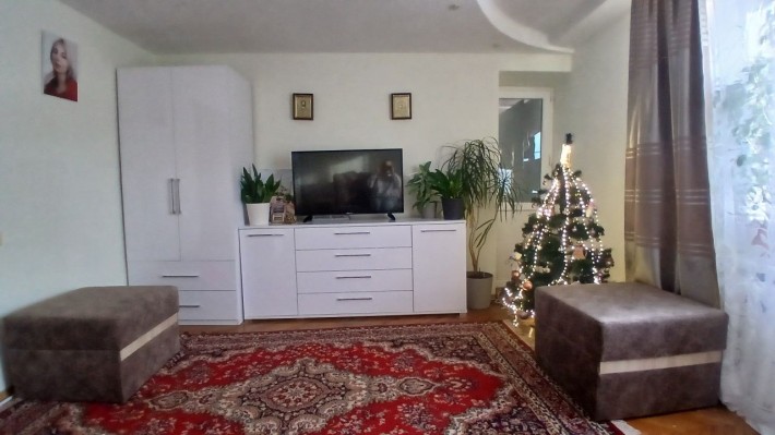 2-х кімнатна квартира в центрі - фото 1