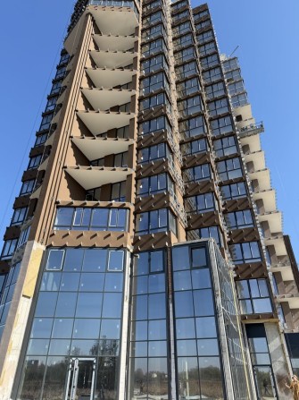 Двокімнатна квартира біля озера в ЖК Бізнес класу поруч з Києвом! - фото 1