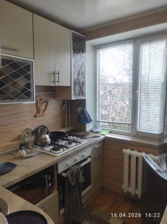 Продаж 2 кімнатна квартира Є відновлення  район хімік - фото 1