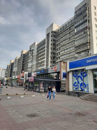 Продам 2-х кімнатну квартиру в центральній частині міста - фото 1