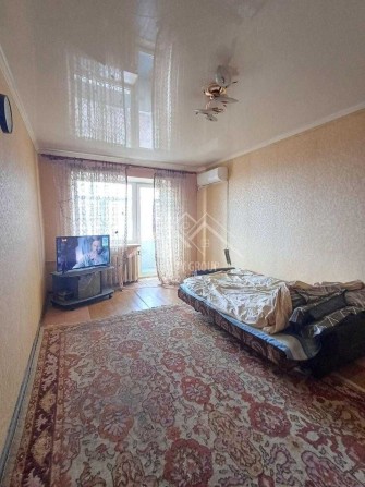 Продаж 1 кімнатної квартири в центрі Карачунів. - фото 1