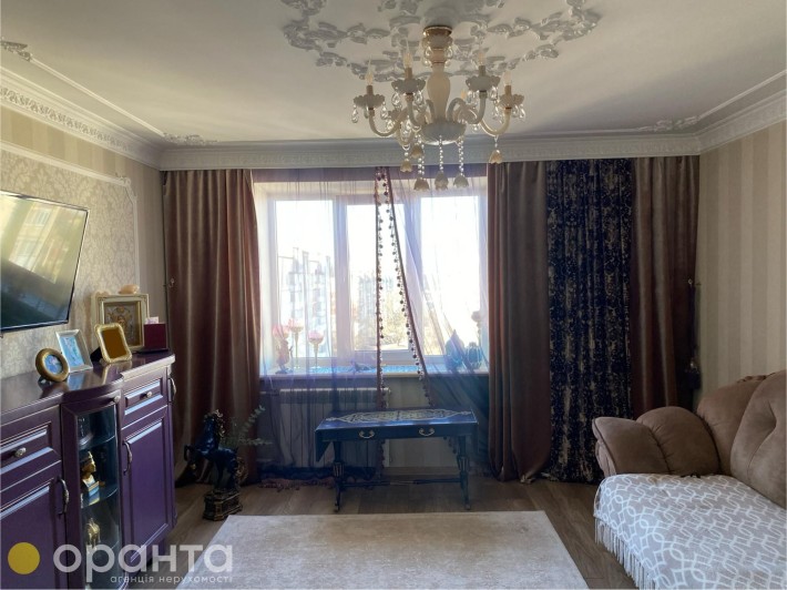 Продається 2 кім квартира у відмінному жилому стані - фото 1