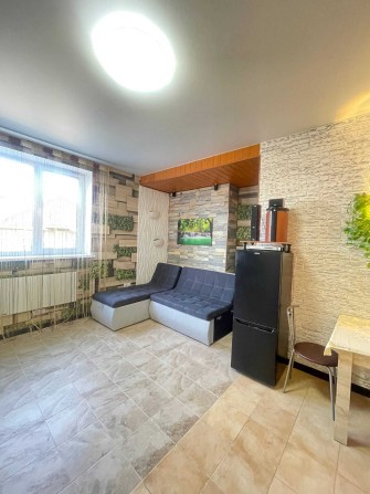 Продам квартиру-студію в будинку з власною парковкою !!! - фото 1