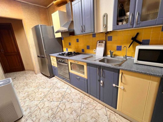 Продам 3-ри кімнатну квартиру по вулиці С. Тільги 55 Кривой Рог