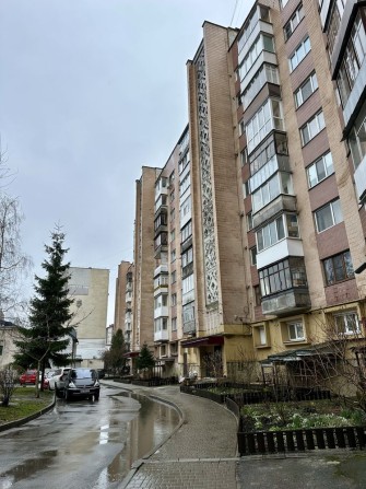 Продається 2 км квартира вул. Крушельницької - фото 1