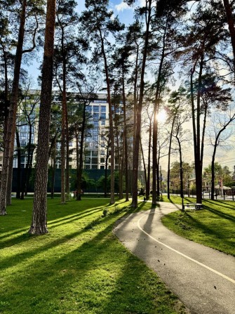 Простора двокімнатна в центрі міста. ЖК Роял Парк.Є підземний паркінг - фото 1