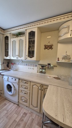 Продаж двокімнатної квартири на землі. КРЗ - фото 1