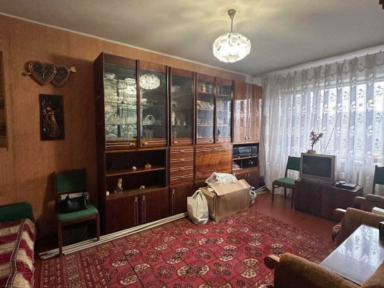 Продається 1-кімнатна квартира  м-к Сонячний,6 Кривий Ріг