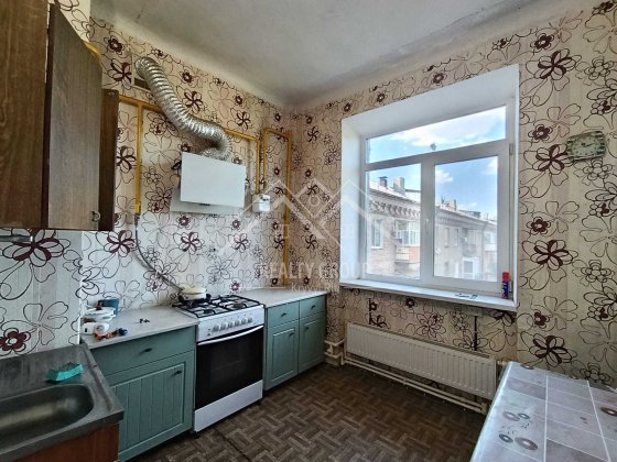 Продаж просторої 2к Сталінки на Соцмісті Кривий Ріг