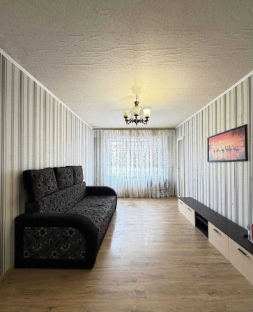 Продаж гарної 3-х кімнатної, 2 поверх. - фото 1