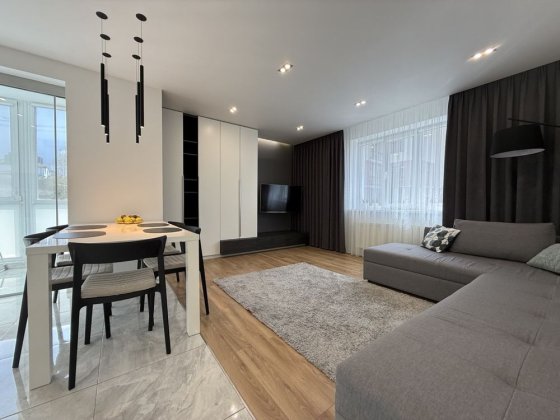 Продаж 2 кімнатної квартири в Жк на Щасливому Ровно