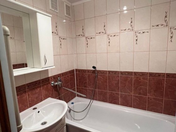 Продам 3-х комнатную квартиру Покровський р-н 5 заречный 8эт/13эт Кривий Ріг