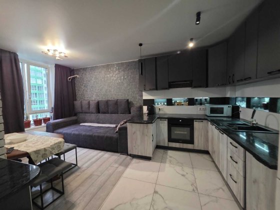 2к з ремонтом ,5 поверх ,поруч центральний парк без комісії!