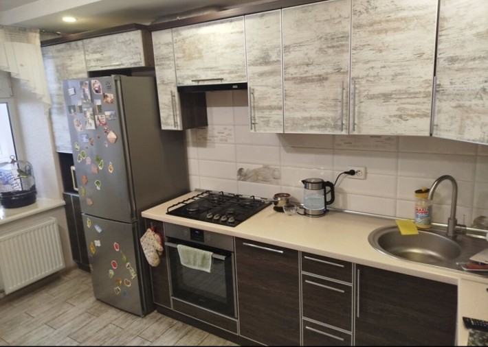 Продаж 2к квартири 68.1 кв. м на вул. Корольова - фото 1