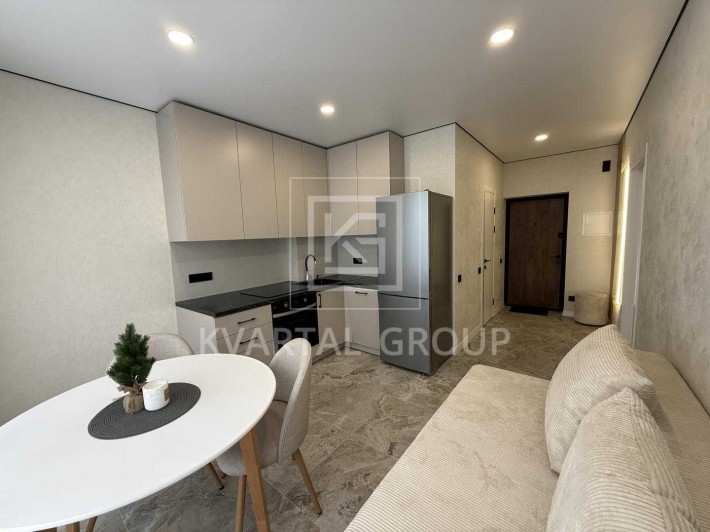 Однокімнатна квартира в Ірпінь Сіті, євро двокімнатна з ремонтом - фото 1