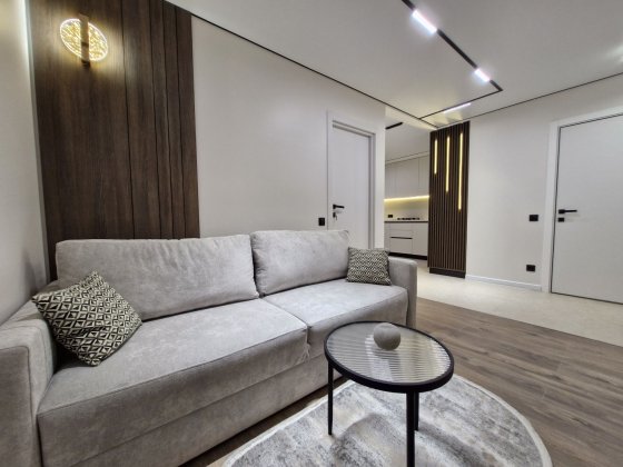 Нова квартира на Площі ринок з авторським ремонтом