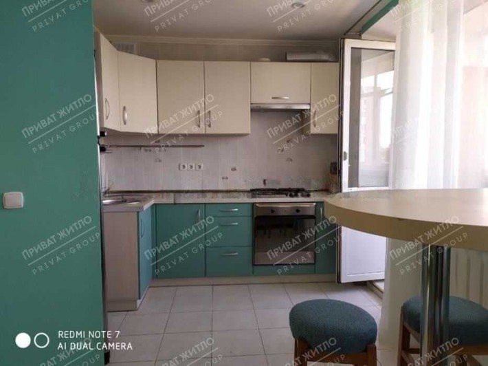 Трикімнатна квартира на Подолі - фото 1