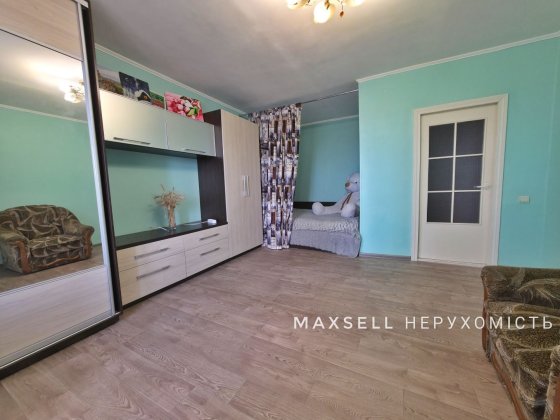 Продам 1-кімнатну квартиру 40 м² в цегляному будинку Сумы