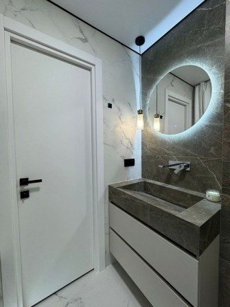 Продаж поблизу центру 3 поверх єр іо - фото 1