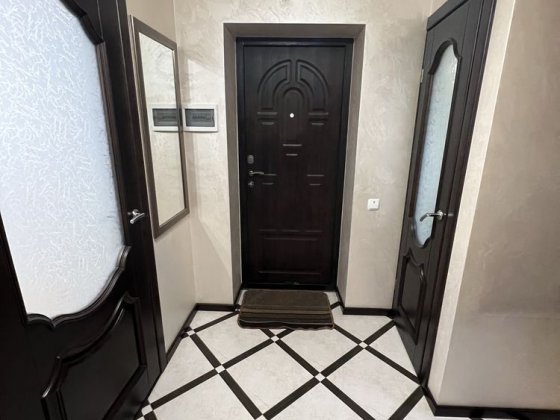 Продам дворівневу новобудову неподалік центру. 2 окремі кімнати Ровно