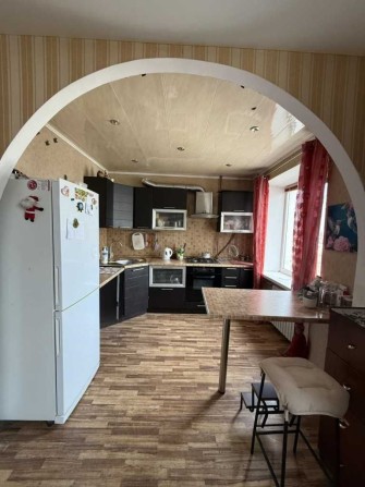 1к в цегляному будинку 35 кв/м, поверх 7/9 - фото 1