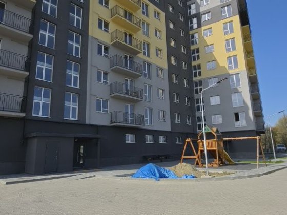 Однокімнатна новобудова з ремонтом Чернівці