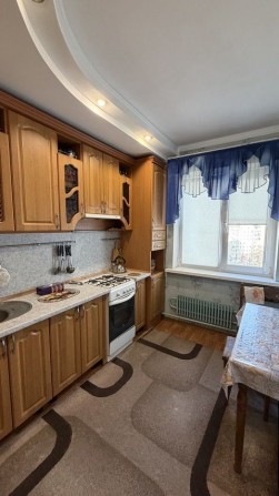 3-к квартира Ковпака | ремонт, меблі, техніка | 2 балкони - фото 1