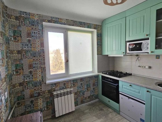 4к квартира 84 м² з 2 балконами, роздільні кімнати — Половки Полтава