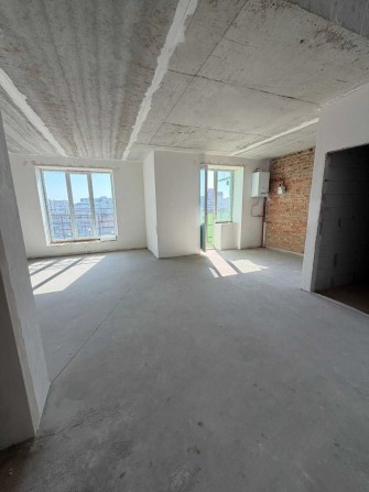 Вигідна  пропозиція! 3-кімнатна квартира в новобудові 87м2, індивідуальне опалення! - фото 1